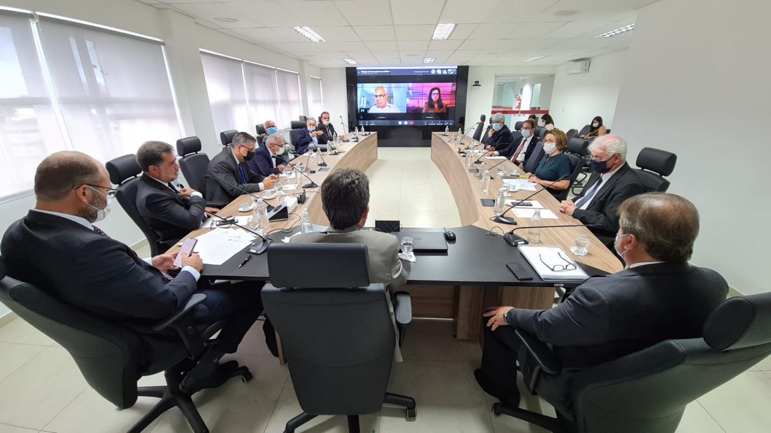 Reunião-do-colégio-de-procuradores-09.12-1-1536×864