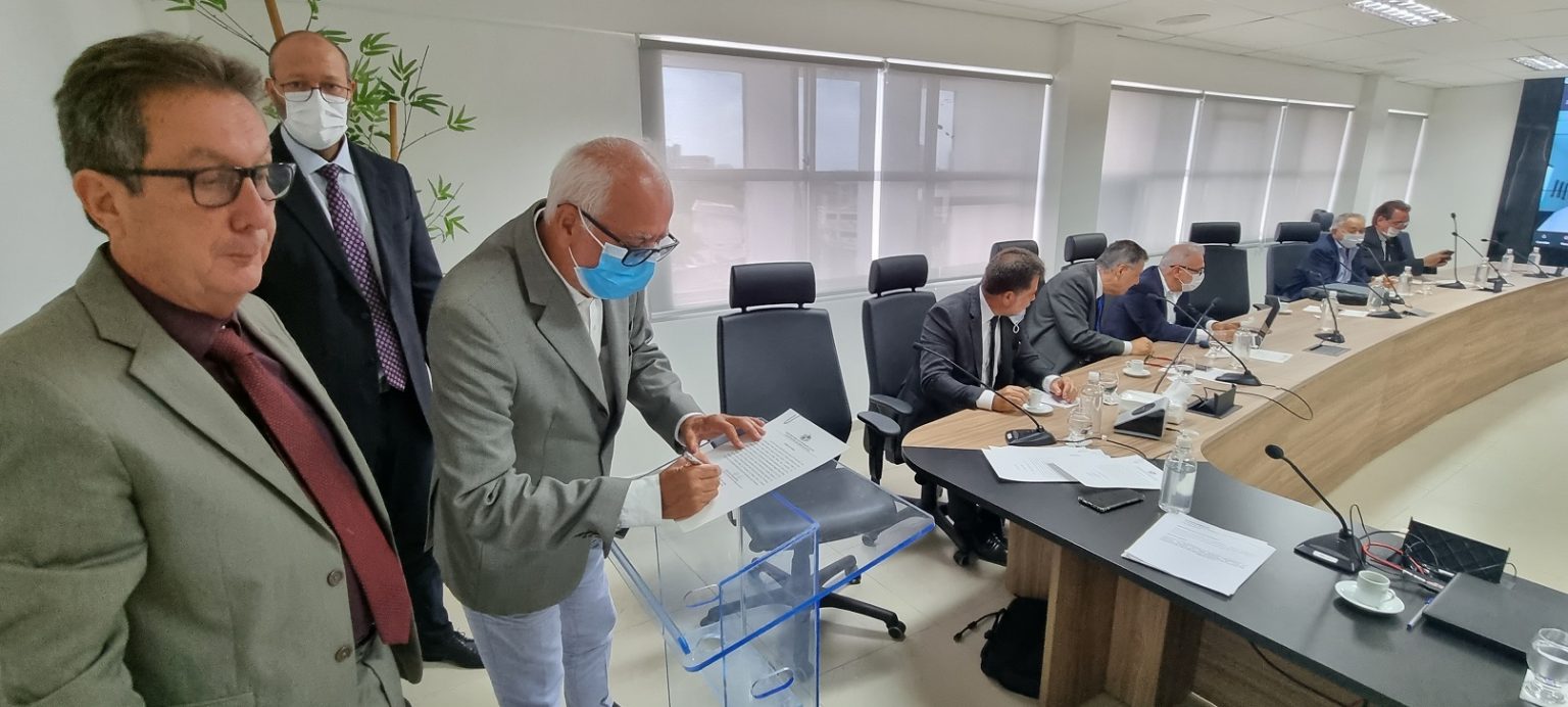 fotos-posse-dra-marluce-caldas-colégio-de-procuradores-6-1536×692