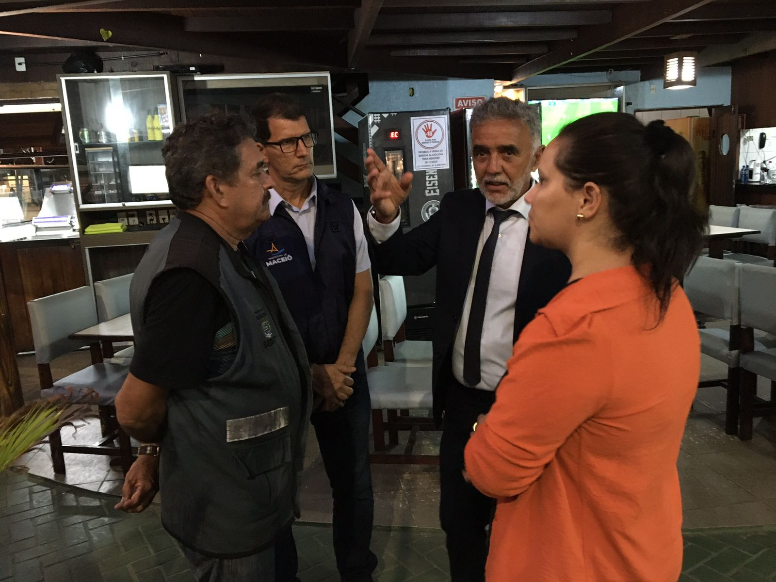 FISCALIZAÇÃO BARES ORLA MACEIÓ (4)