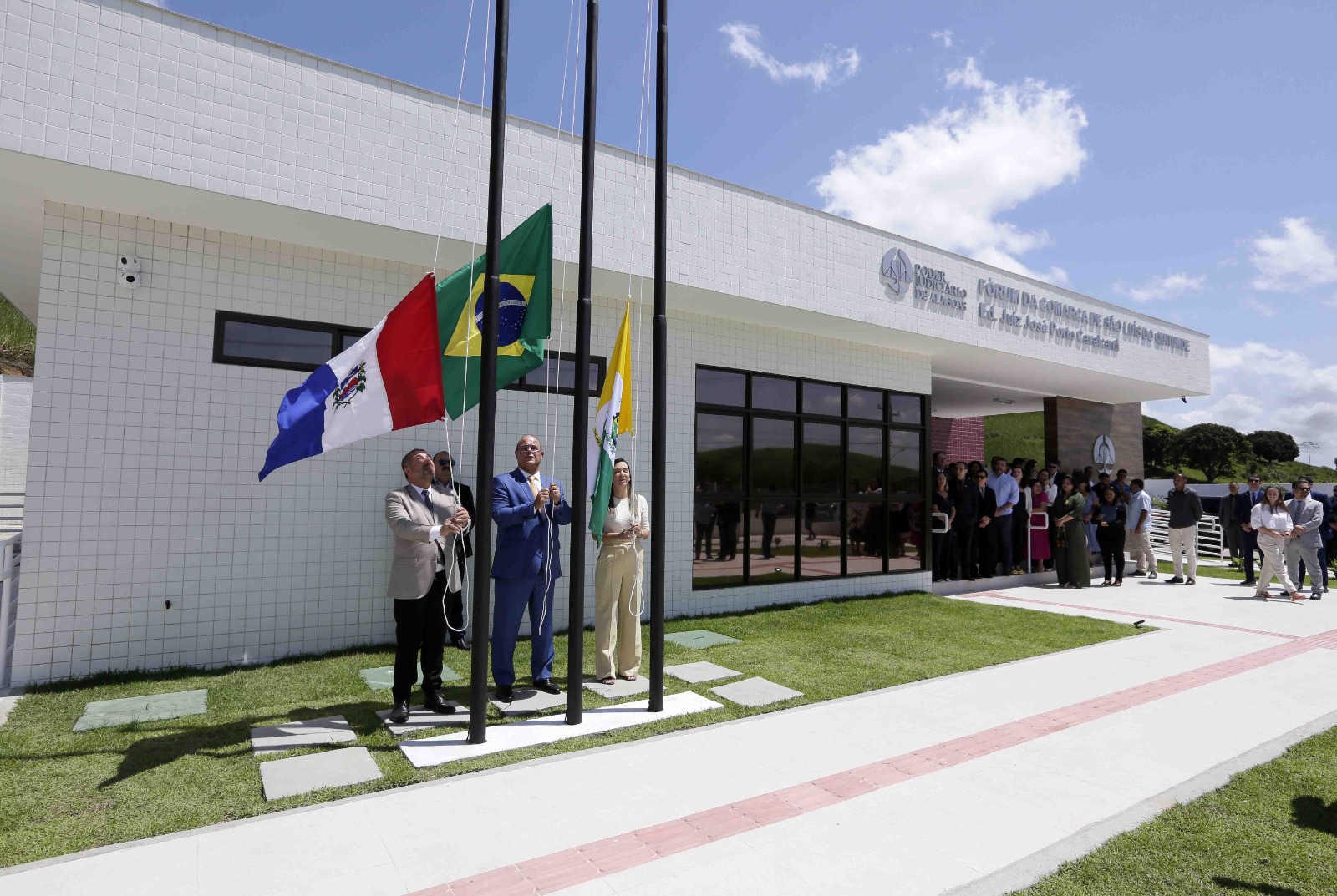 d8b66336-c4b8-40ad-ad26-ff1f69b20412