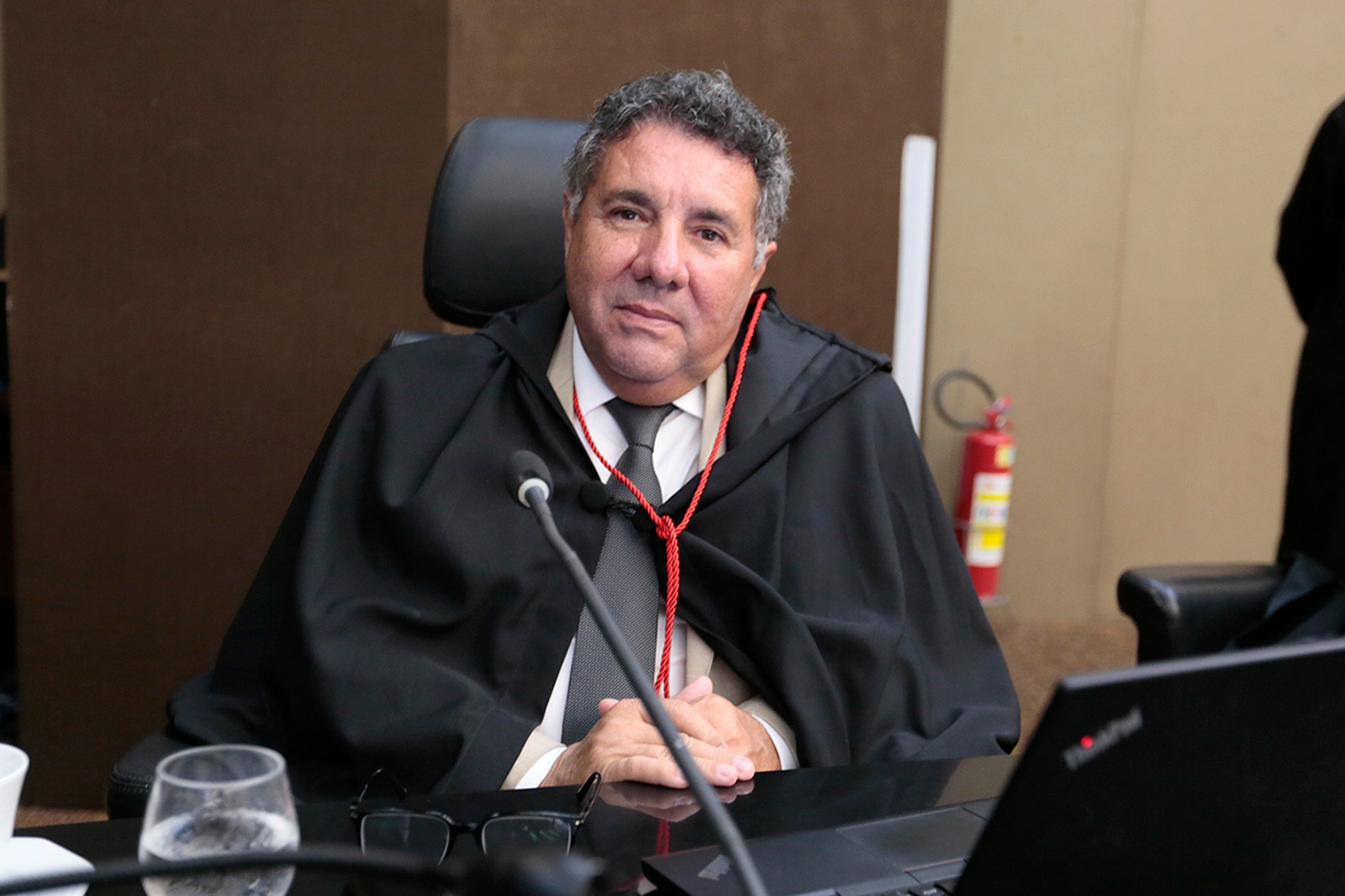 92f943d5-abd3-4d01-a9a4-a9077a212760