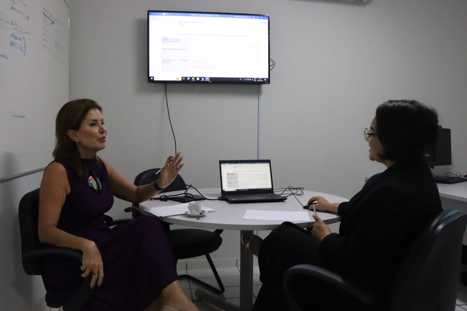 04ef7999-34bc-4872-8d79-766c45a3816c