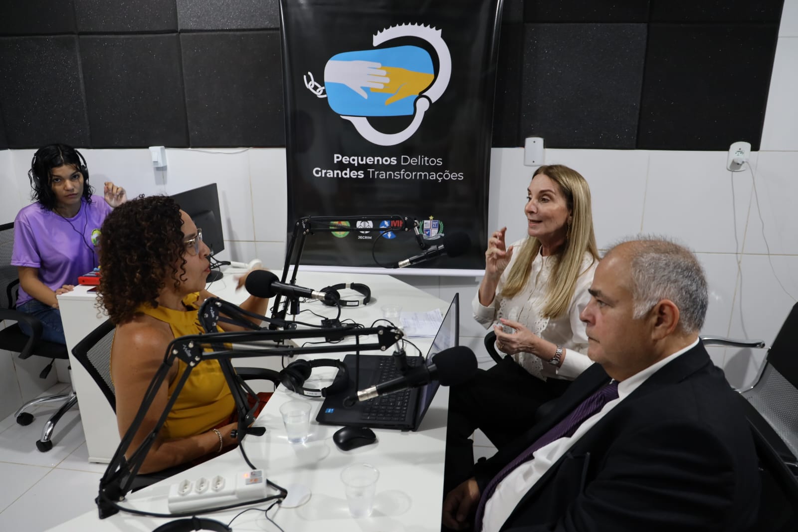 Ministério Público equipa rádio de Centro Espirita Nosso Lar por meio de transação penal