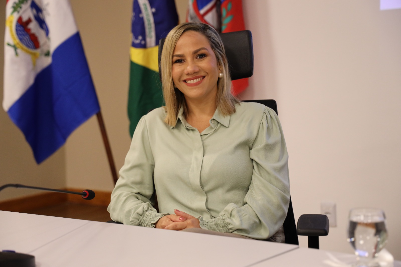 2024-08-26 at 10.54.45.agosto lillas (4)