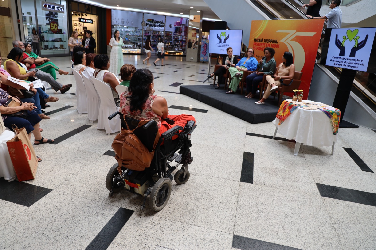 412ea500-ec7b-4987-a174-25b38df9114b