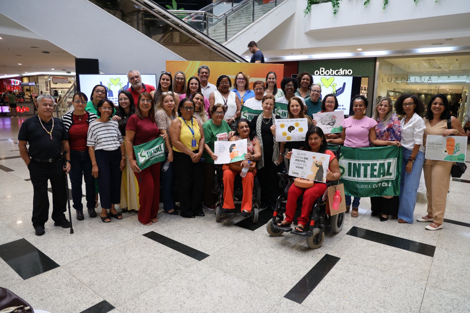 cfbe7e6c-a52b-4f81-ae80-27d968a026fc