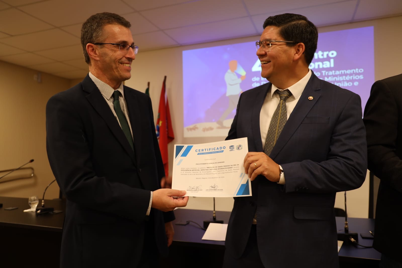 13681480-a11e-4585-b072-0380b7056495