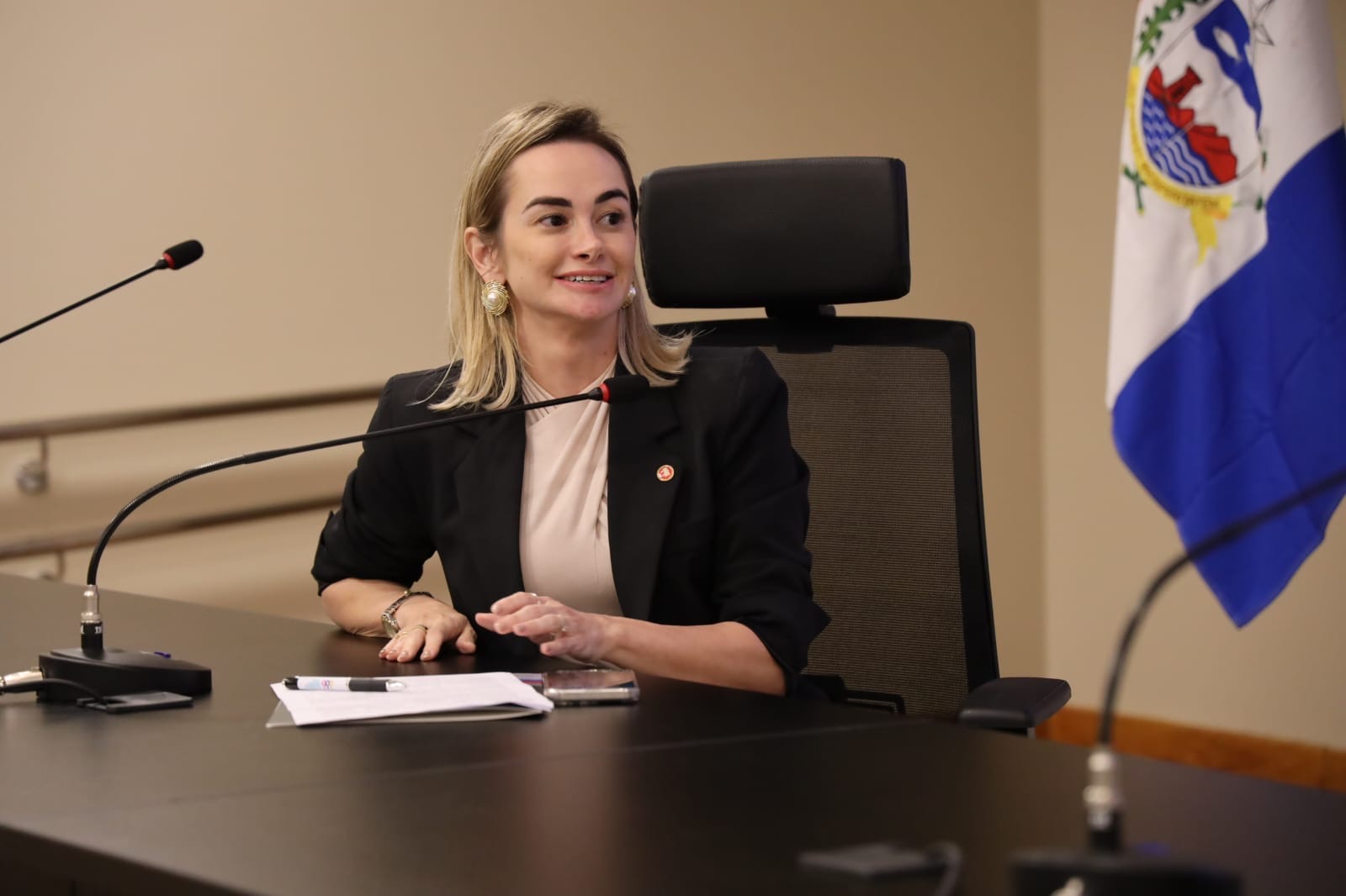 7b225a9b-f240-4b8d-a81e-fef76c6e7341