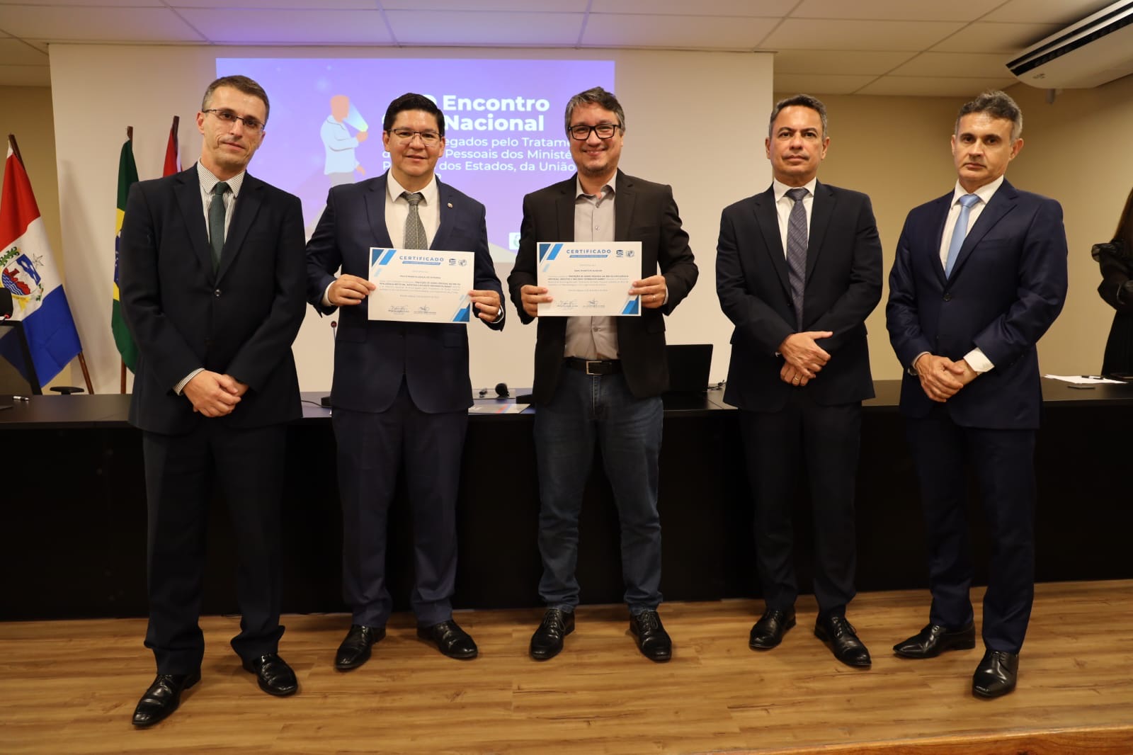 7b341703-7a70-459d-a73a-4a0ffa04aebe