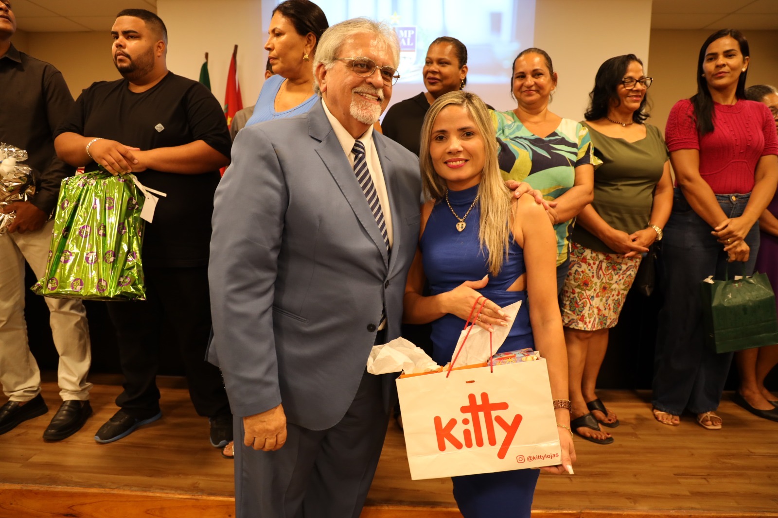 c0b6800f-9038-4938-9646-08cd06e94e52