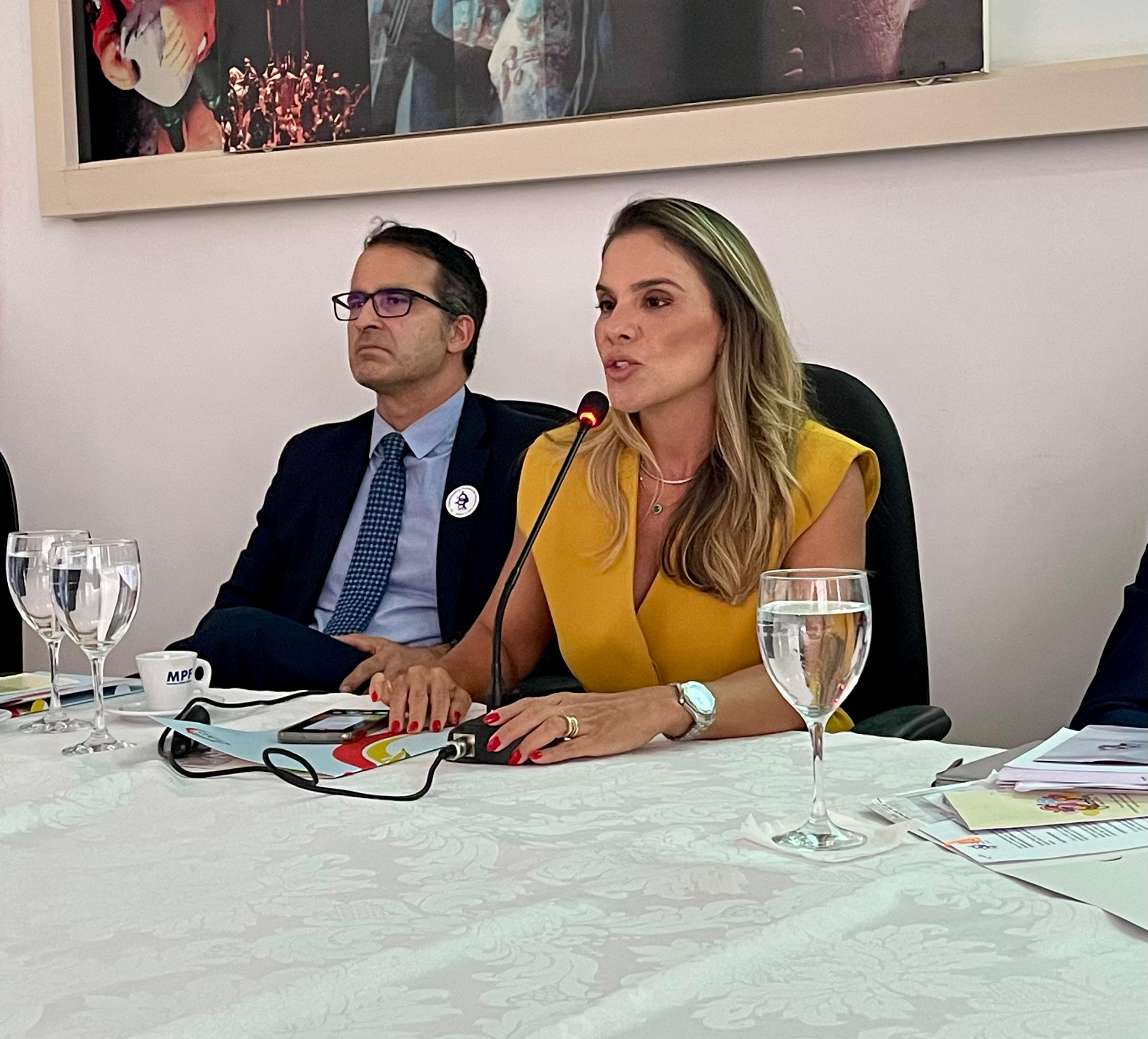 4b09351c-68c5-4fb2-acc0-b74cd0c00e16