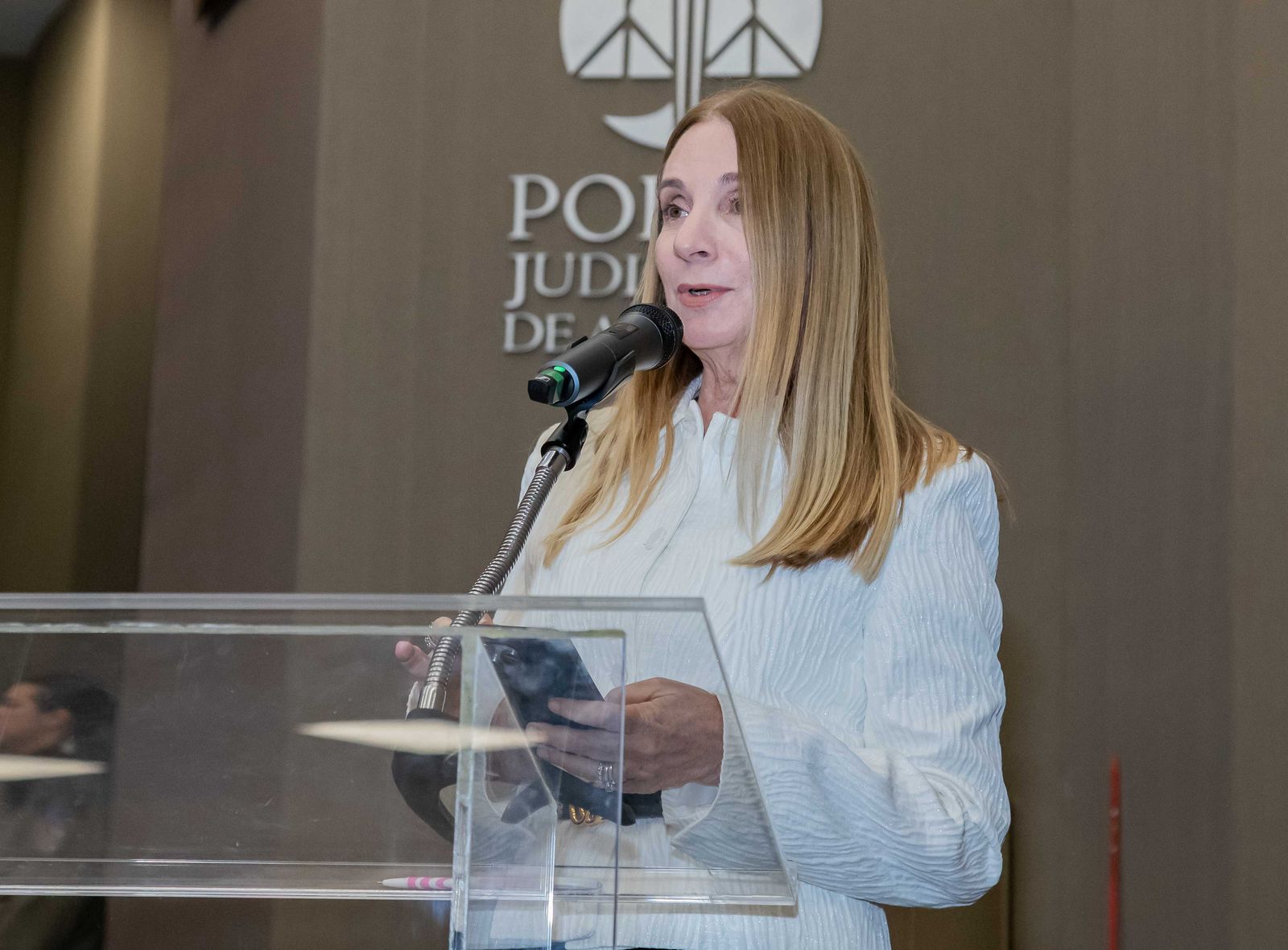 0af59be2-584c-402c-afdc-5b5483449139