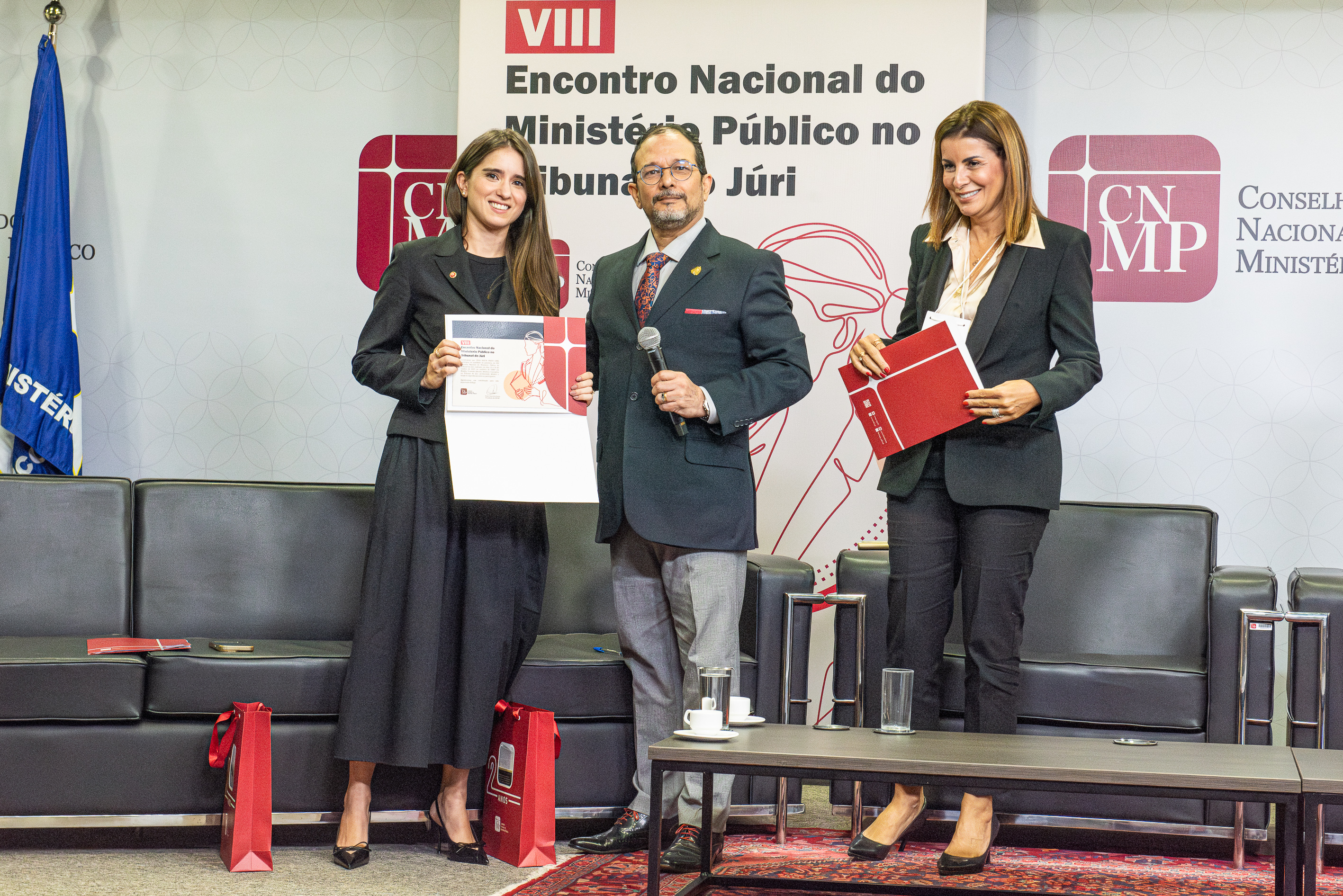 251023-cnmp-tribunal-do-juri-leonardo-prado-140_54875443281_o