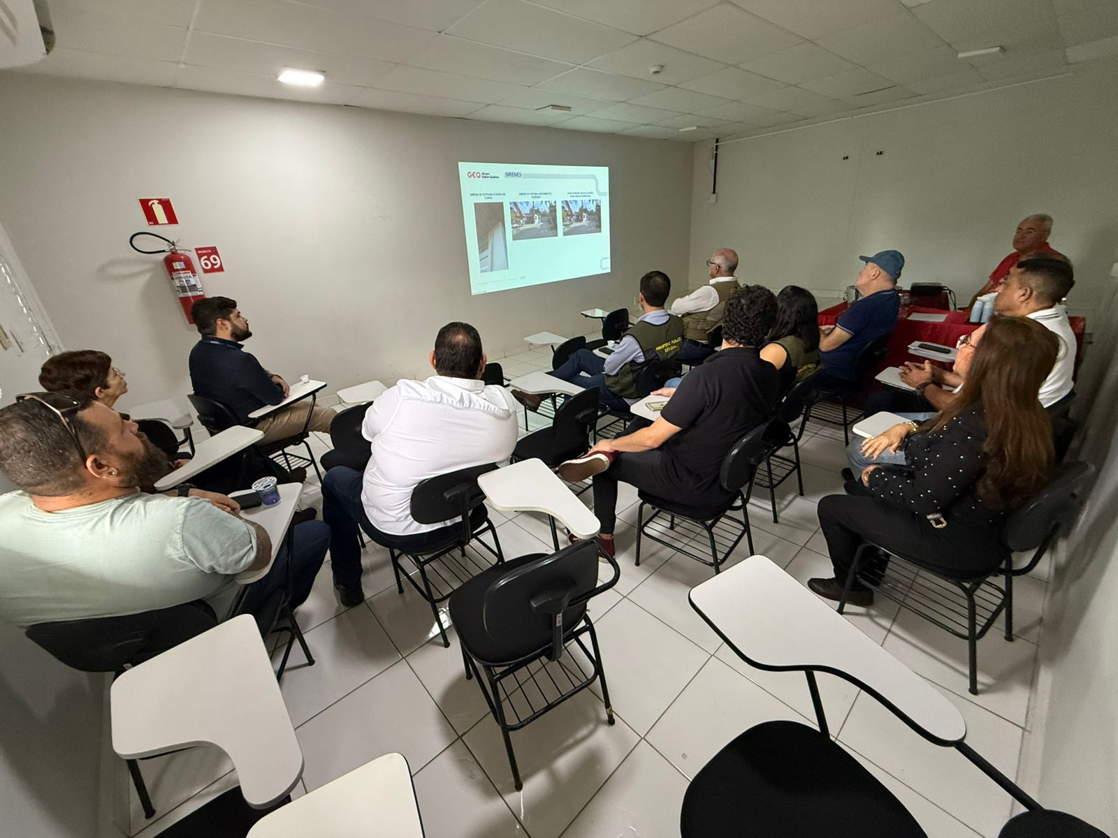 4bf1984b-add3-4c22-8856-355b05084987