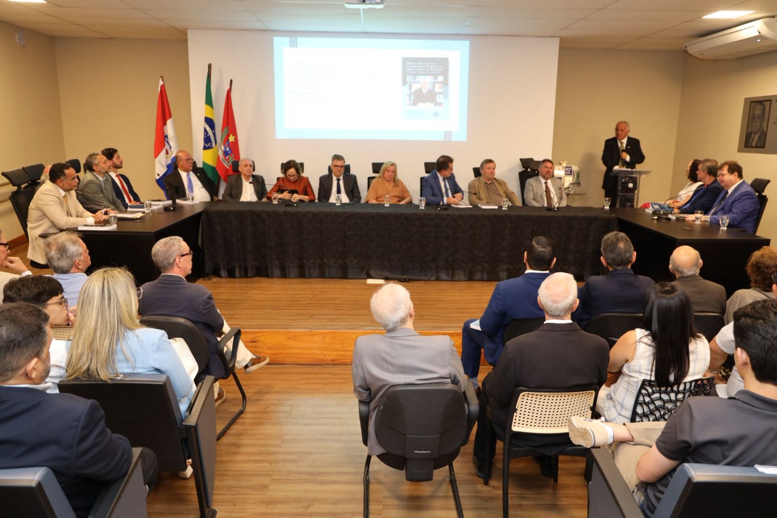 WhatsApp Image 2025-10-03 at 19.56.05 (1)