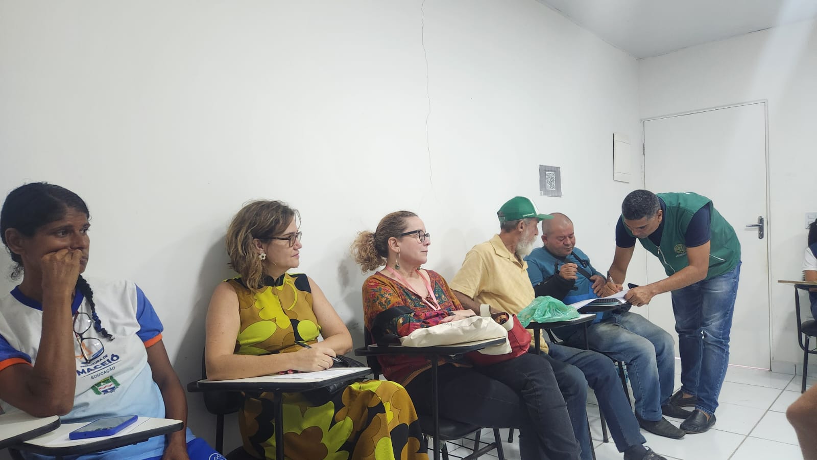 WhatsApp Image 2025-10-06 at 13.16.19 (1)