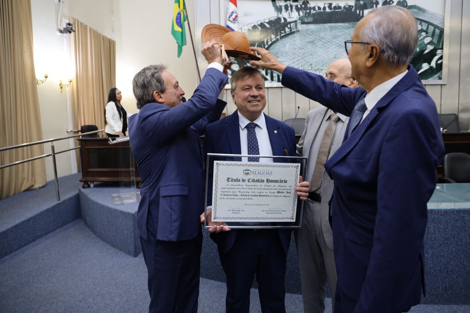 WhatsApp Image 2025-10-24 at 11.32.54 (4)