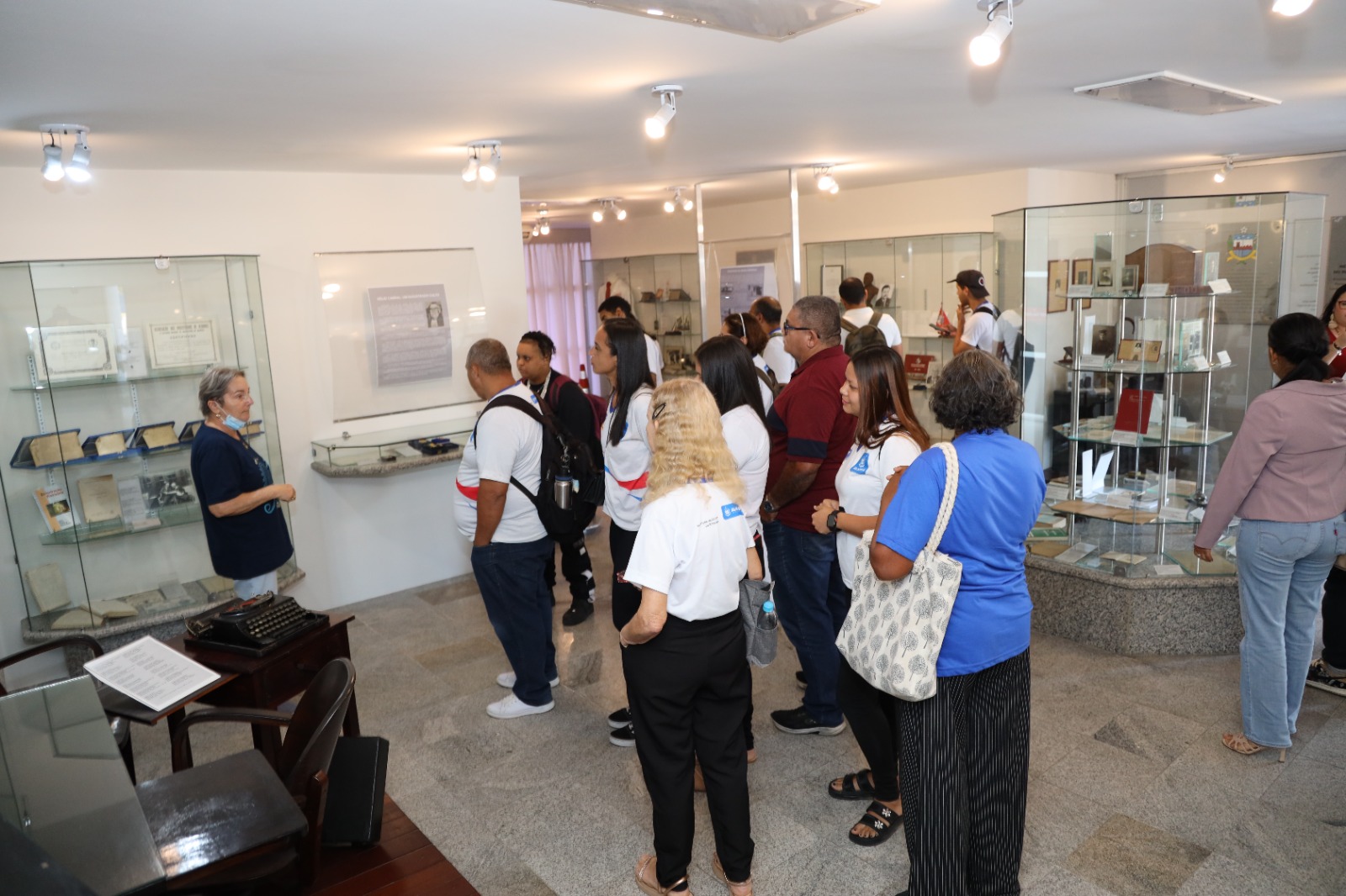 518ffa30-567d-42b3-90ae-83901b09d4d1