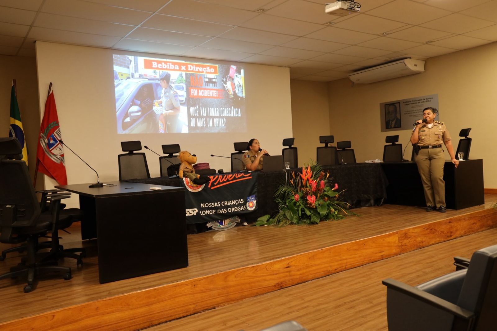 81b1f46f-f7ad-4fa6-8fa5-af8ebc8e5013