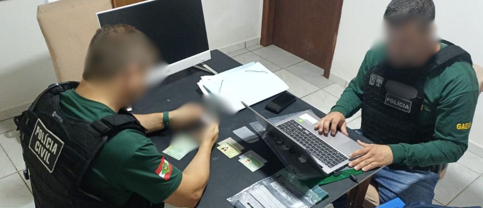 WhatsApp Image 2025-11-18 at 07.10.49 (1)