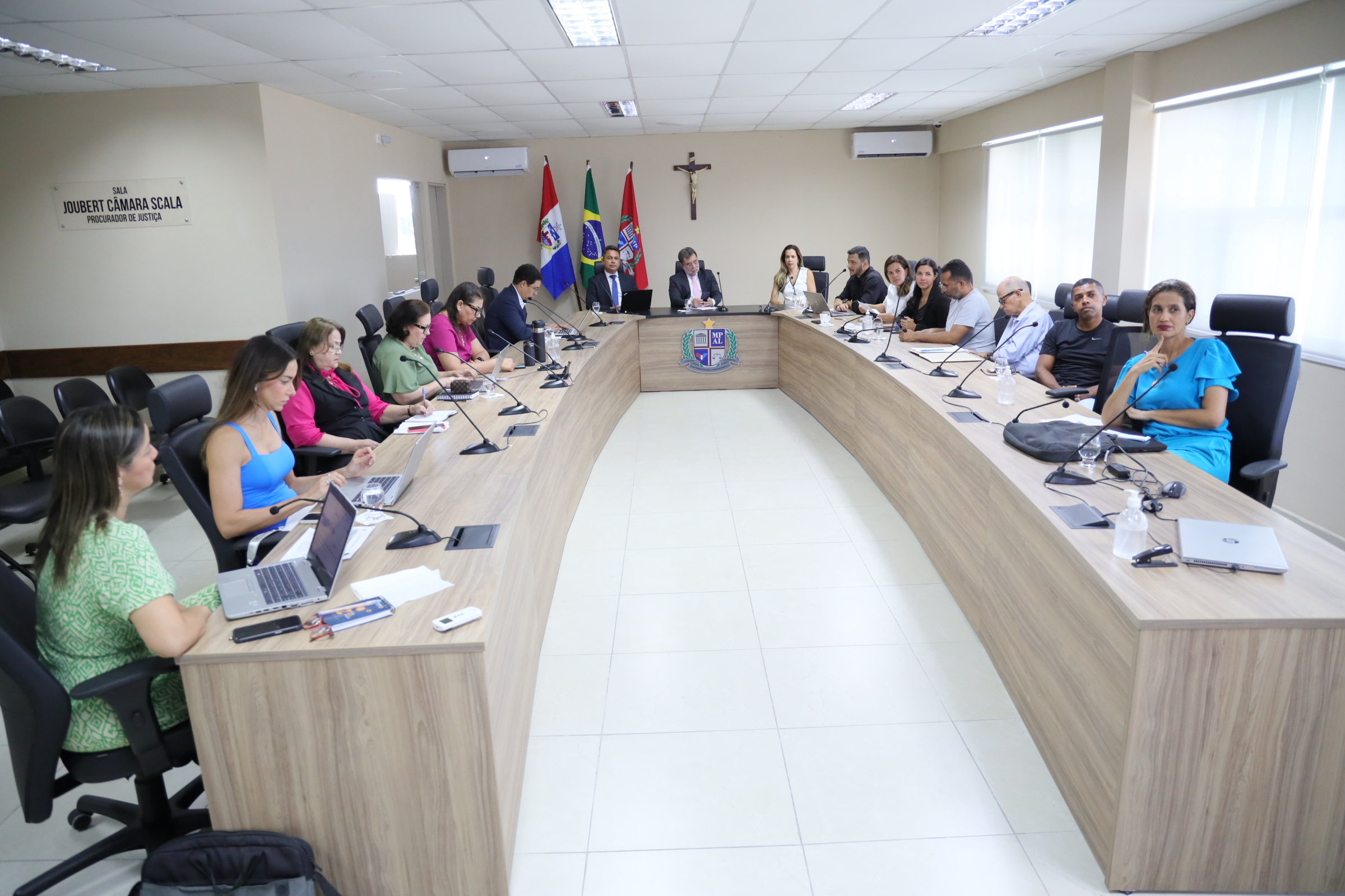 Na 1ª RAE do ano, ESMPAL destaca ensino, pesquisa, extensão e voluntariado, e ASPLAGE apresenta balanço de ações e calendário para 2026