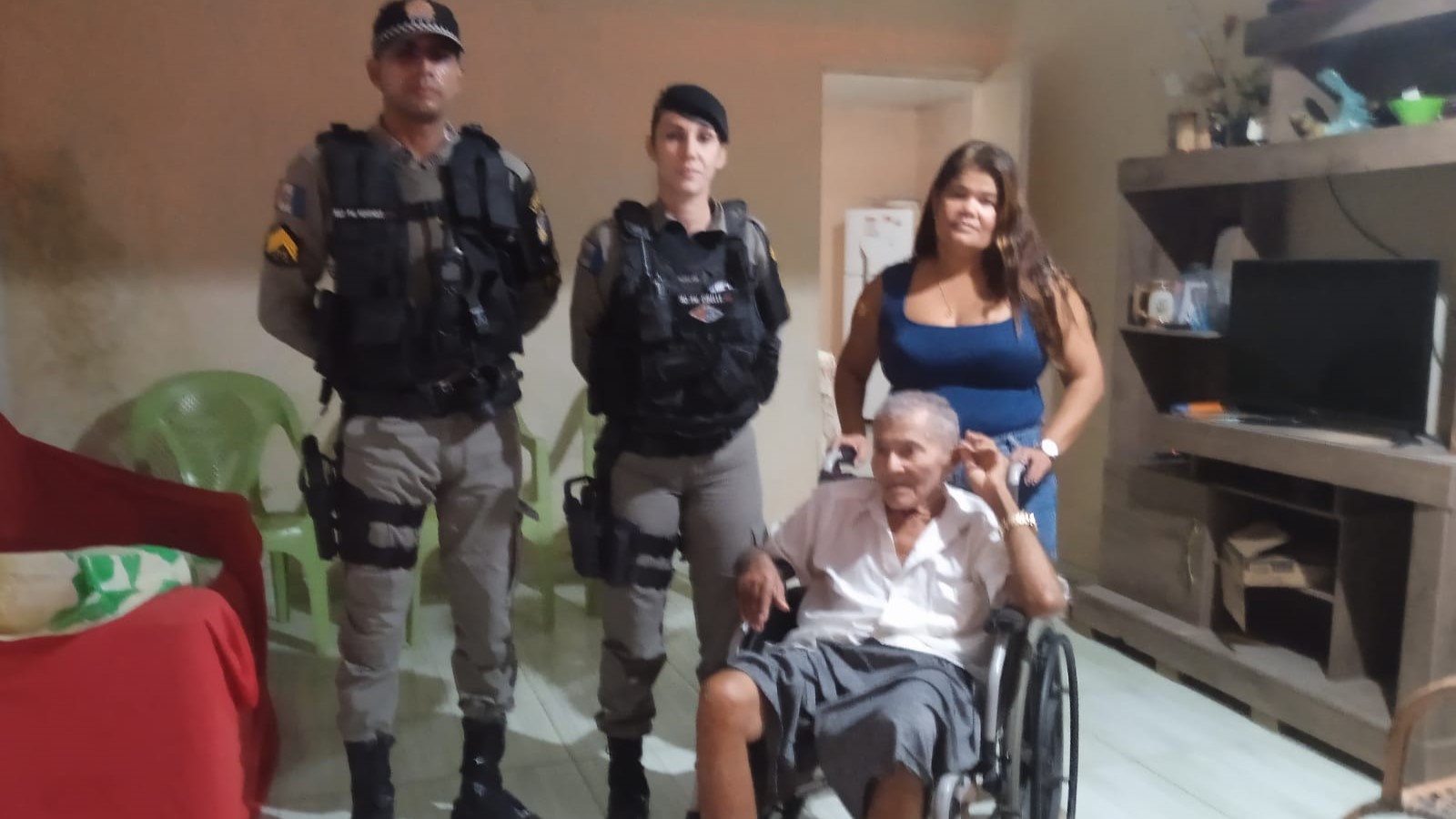 Vida salva: Após uma grande união de forças, idoso retorna para casa e família fica feliz com o reencontro