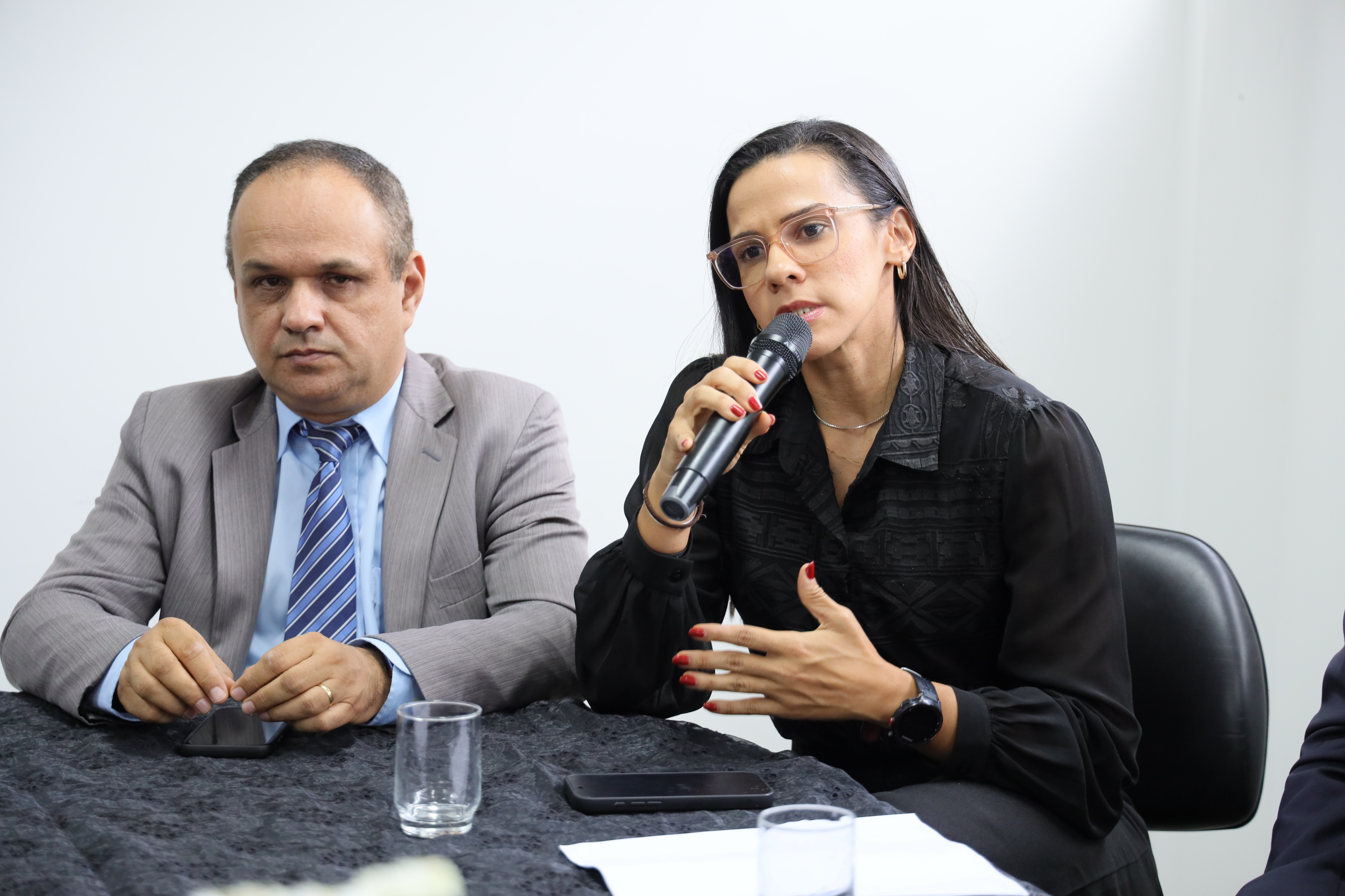 6N6A2424 (1)