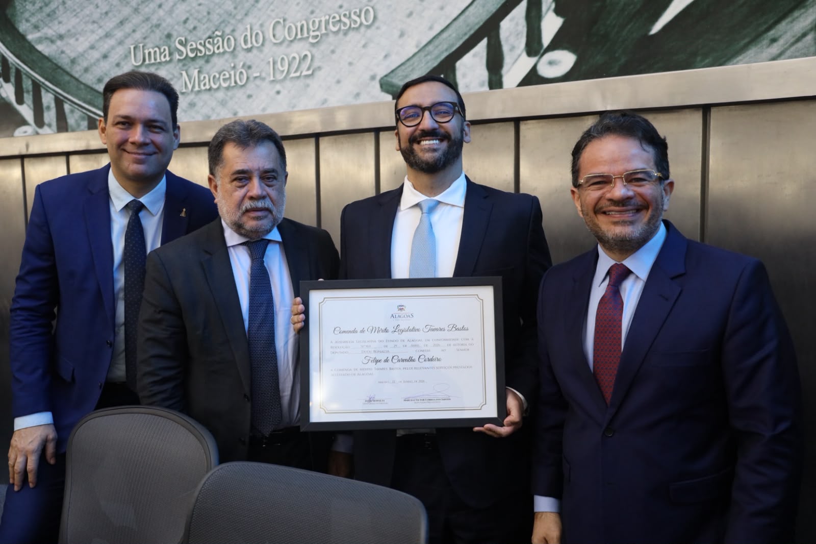 “Felipe Cordeiro é um gestor comprometido com o interesse público”, diz PGJ Lean Araújo ao prestigiar homenagem ao secretário do Gabinete Civil do Estado