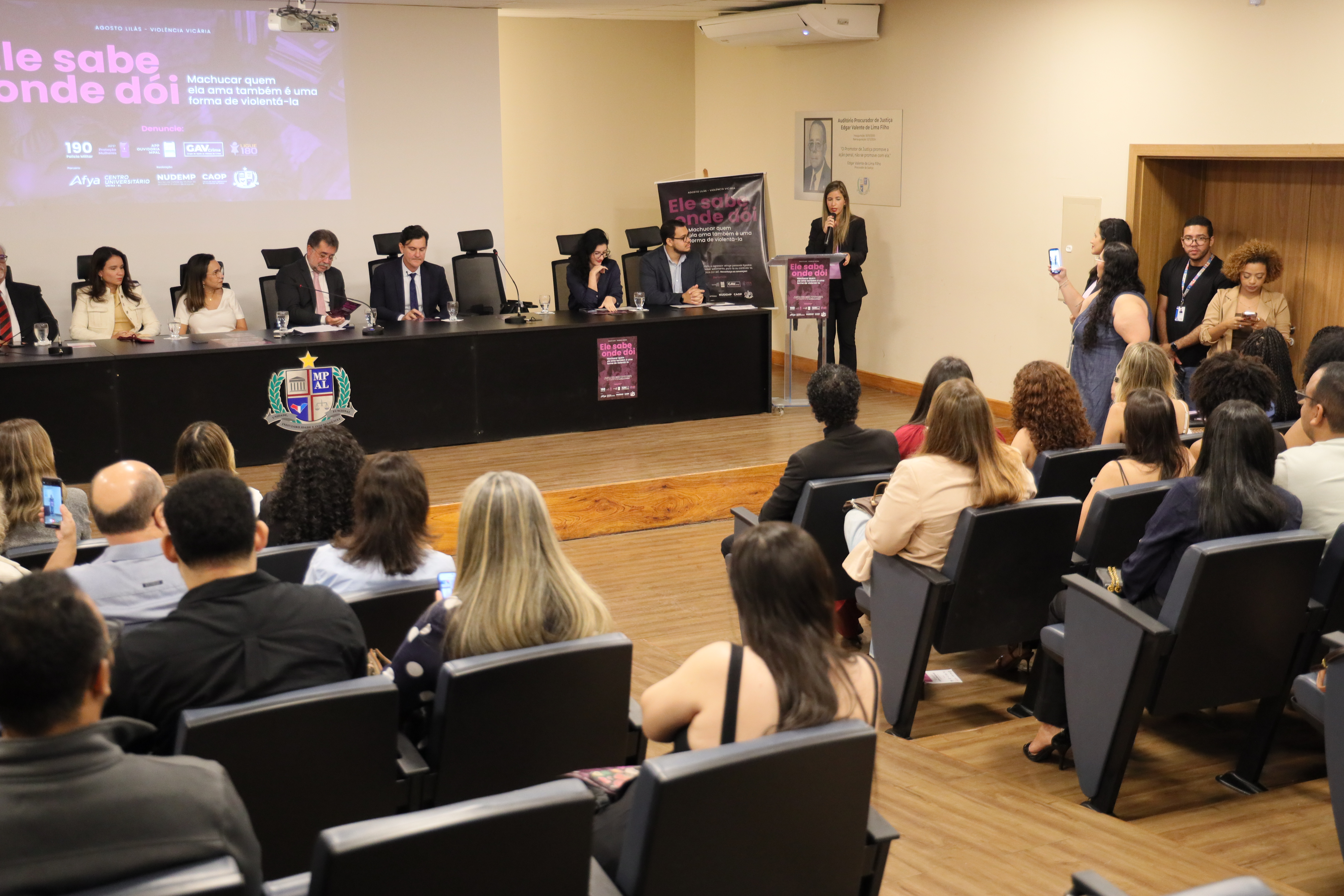 6N6A5626